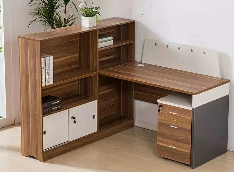 沈阳办公桌批发办公椅老板台班台屏风隔断等工位