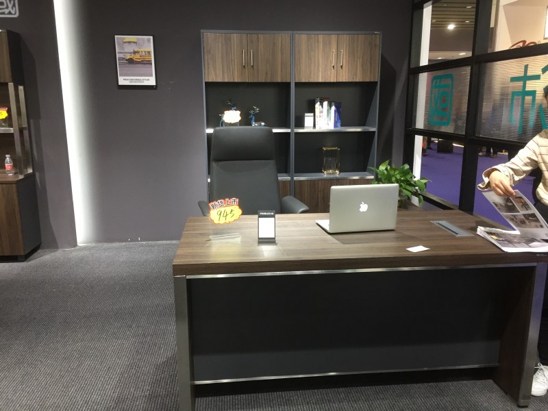 沈阳工厂直销老板桌大班桌经理桌主管桌办公桌电脑桌