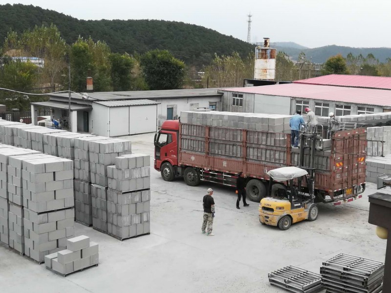 辽宁铁岭泥发泡保温板_水泥发泡板_水防火隔离带_水泥保温板