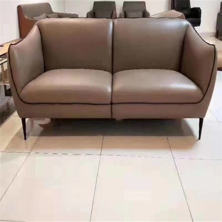 黑龙江办公沙发出厂价 顺鹏老板桌 全国配送工厂直发