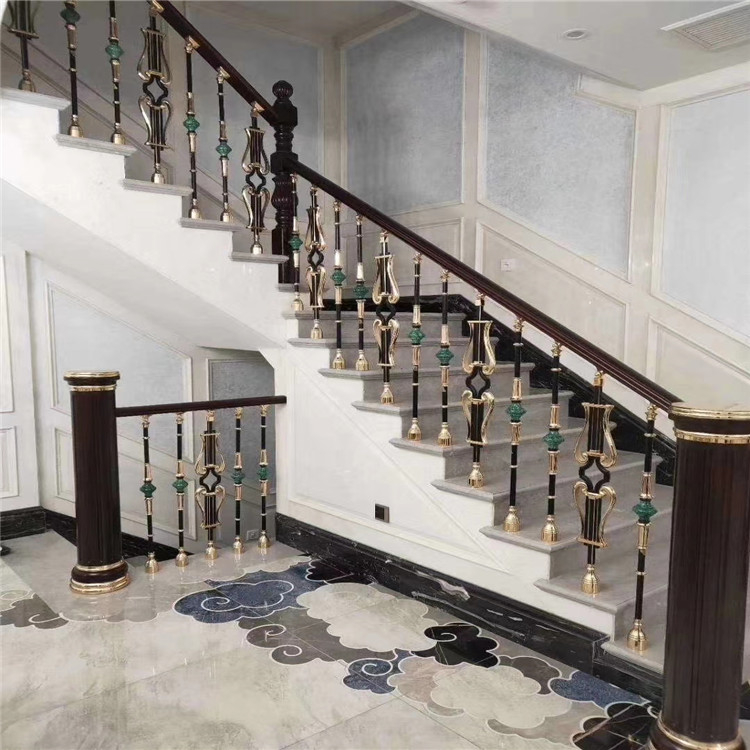 沈阳楼梯铁艺实木扶手 楼梯铁艺实木扶手 楼梯实木扶手价格