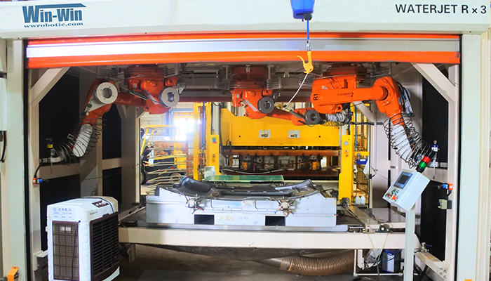 ABB2400三维机器人水切割 水切割机器人