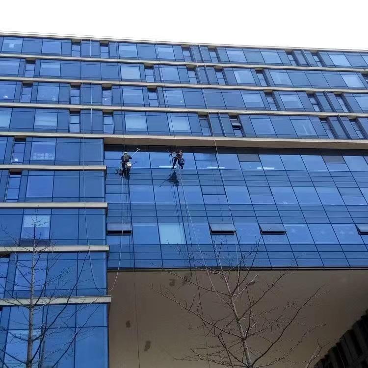 高空外墙清洗维修 写字楼玻璃幕墙清洁 上门清洗 干净整洁