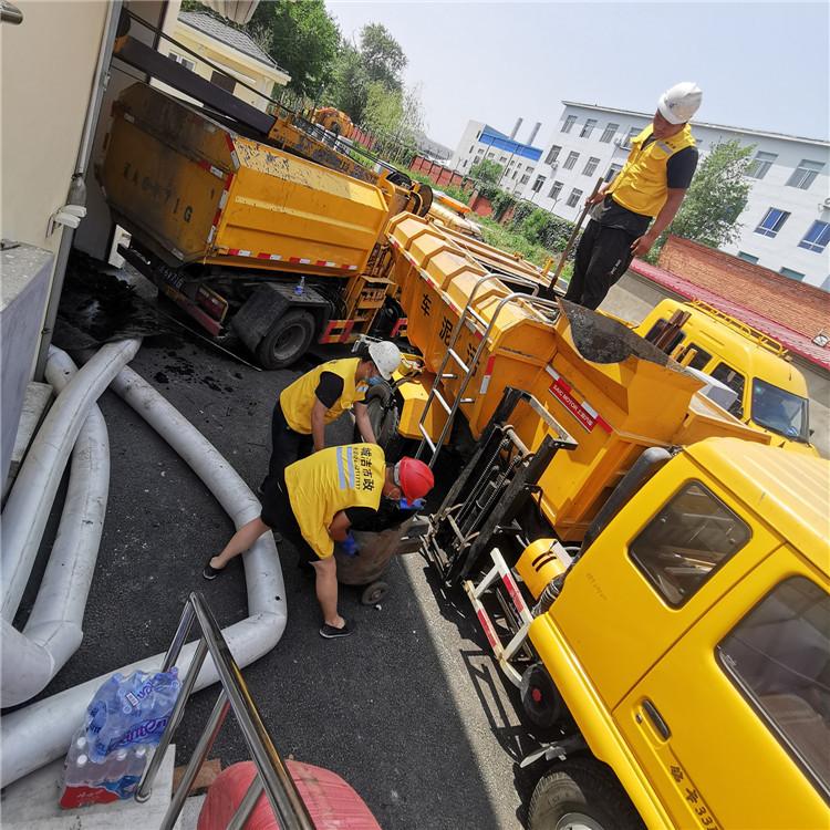 清掏团队 高效解决问题 平价收费 团队清理服务 化粪池清理清掏