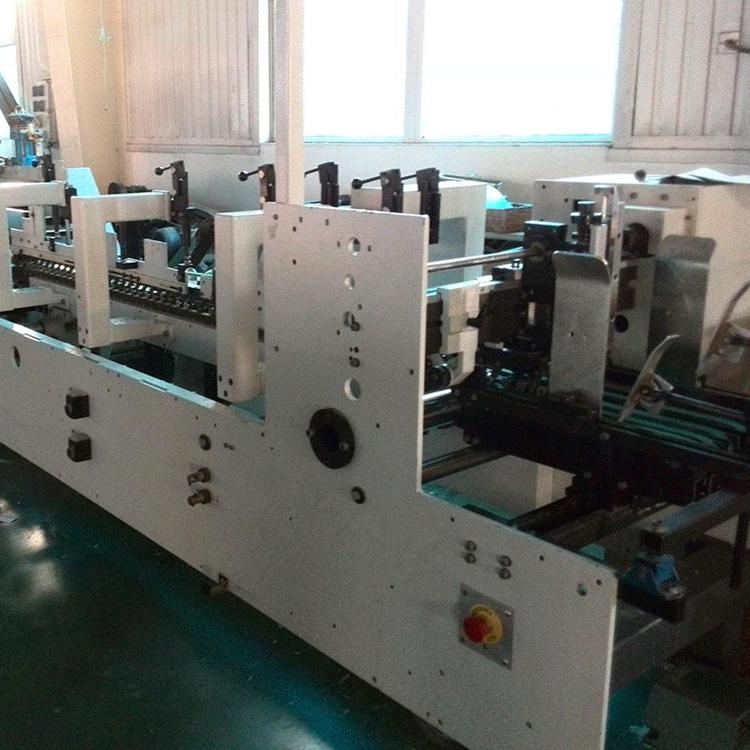 龙鑫 自动多功能勾底糊盒机 丹东柔版印刷机 全自动糊盒机厂家