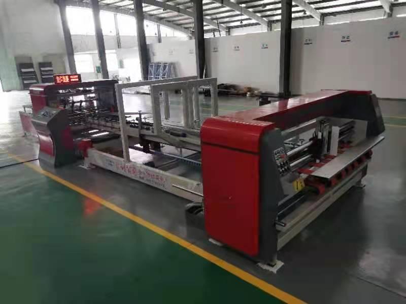 龙鑫全自动纸箱粘箱机价格是多少 压合式粘箱机