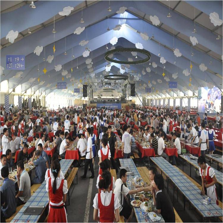 大跨度啤酒节篷房搭建 人字篷房 可移动式建筑 租赁买卖