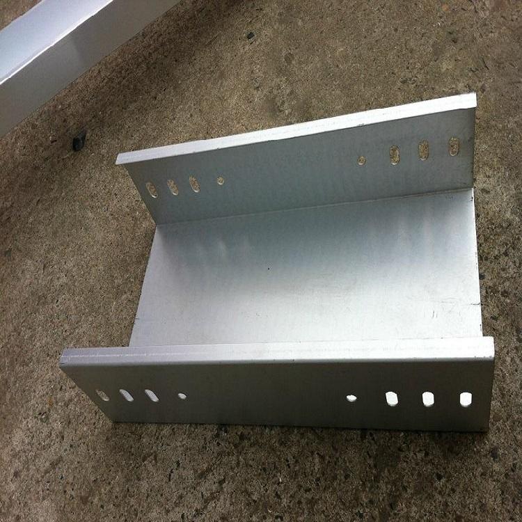 热镀锌电缆桥架厂 热镀锌电缆桥架规格 热镀锌槽式电缆桥架 