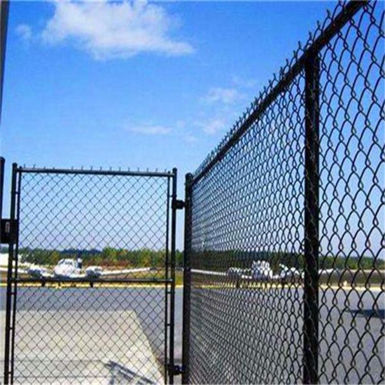  公路铁丝护栏网 沈阳 宏运达 双边铁丝护栏网 量大从优 