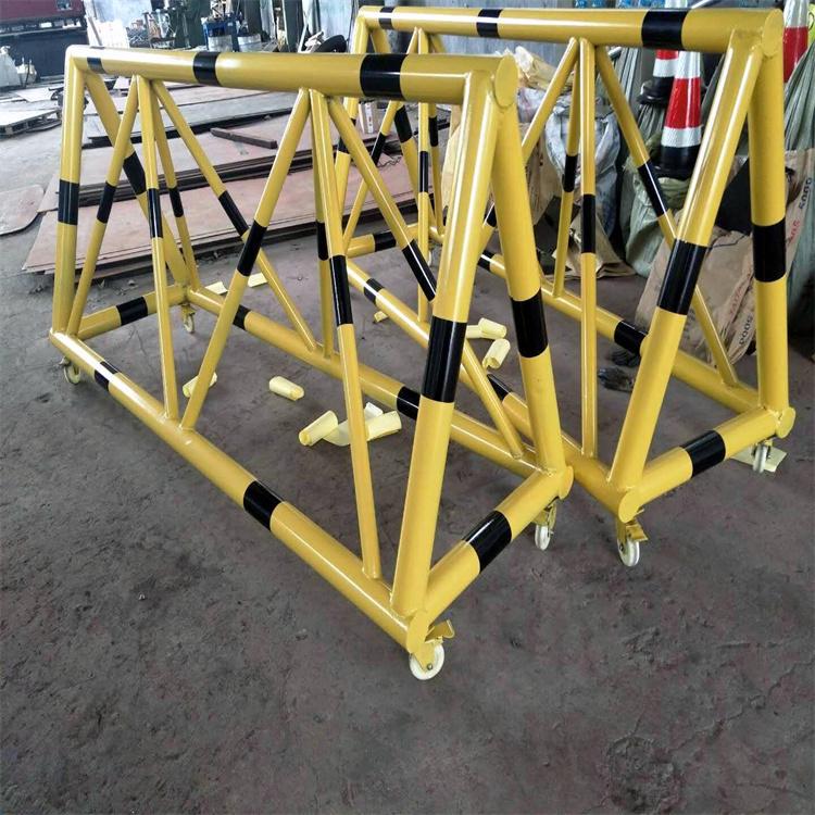 巨马护栏 可移动路障 马路交通挡车防撞 学校门口隔离栏