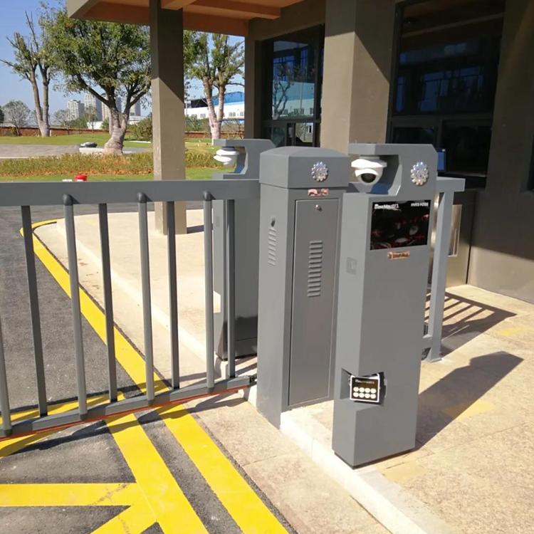 长春重型空降门厂家 停车场管理高端系统 企业大门