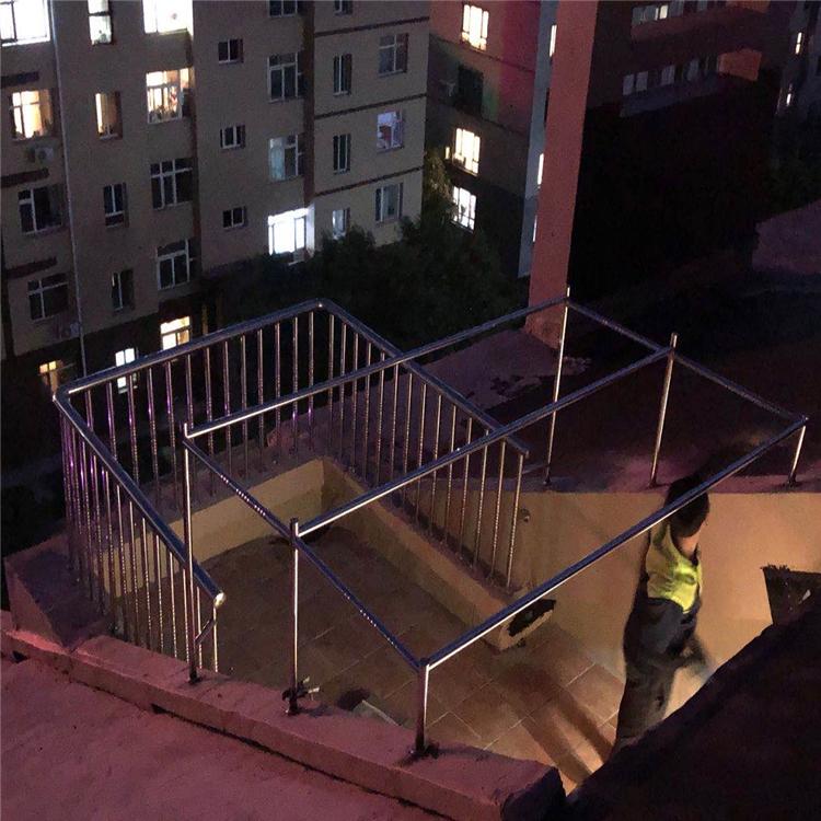 厂家直销 楼梯扶手 护栏批发