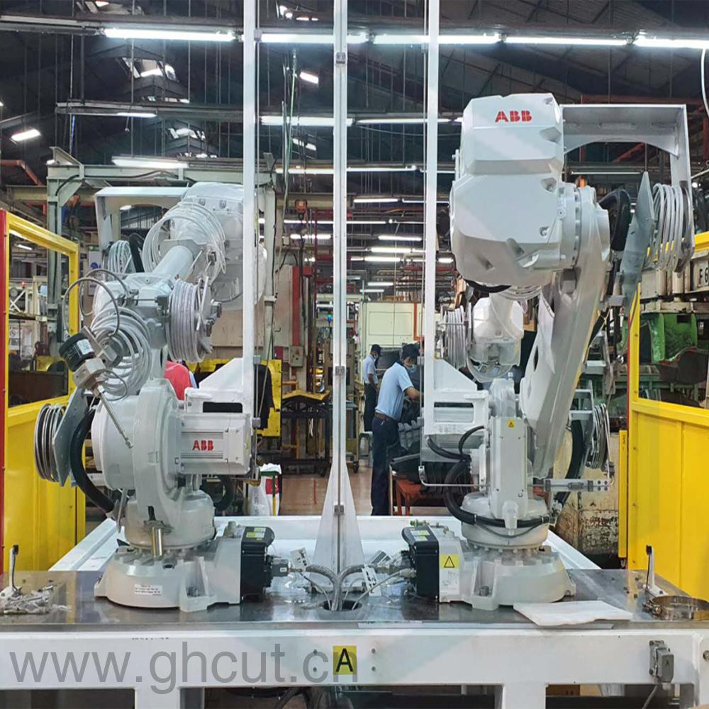 基座式双工位机器人水刀 切割汽车内饰设备