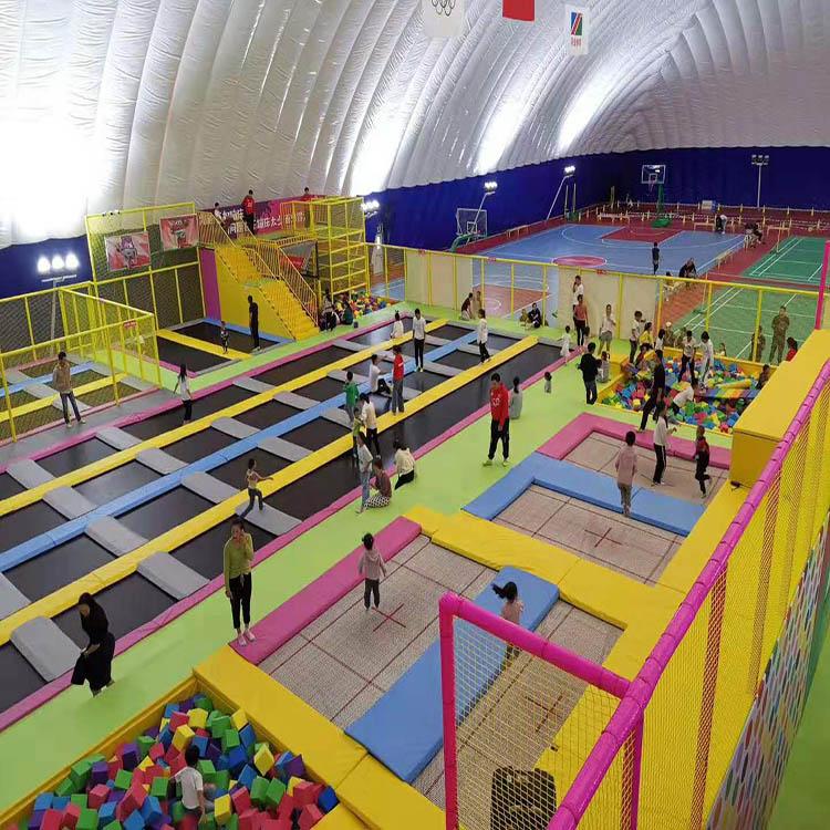 气承式膜结构建筑，充气式儿童游乐场馆，自主生产
