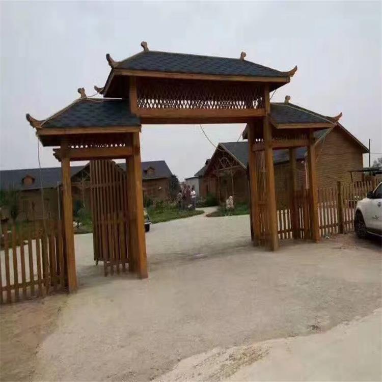 沈阳防腐木门斗 防腐木大门 防腐木门头定制厂家