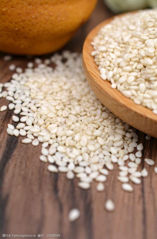 脱皮白芝麻 长春白芝麻厂家分享白芝麻脱皮小妙招 