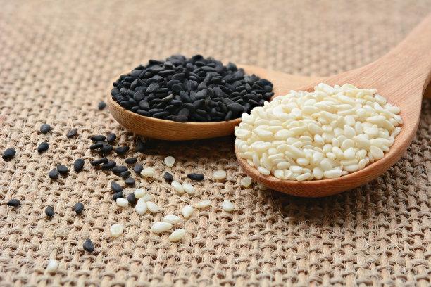 双鸭山芝麻厂家 大颗粒生熟芝麻大量批发