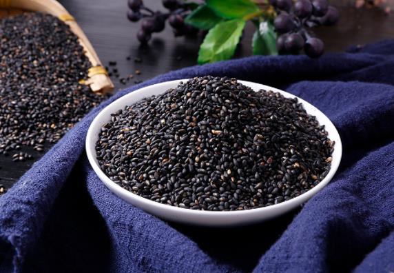 芝麻现货 山东芝麻厂 农家新鲜黑芝麻 颗粒饱满 味道醇香