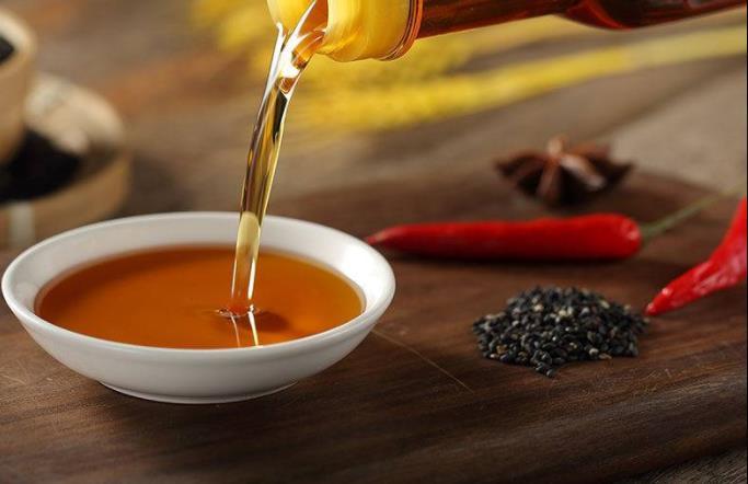 散装纯芝麻油 化妆品原料专用芝麻油 桶装纯麻油