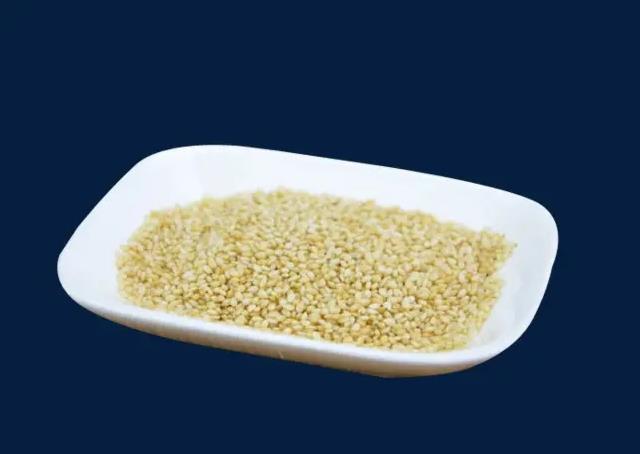 什么人不能吃芝麻 女生每天都能吃白芝麻吗