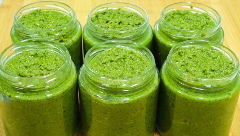 超值大桶装韭菜花酱 最新日期供货商超韭花酱 一件也是批发价