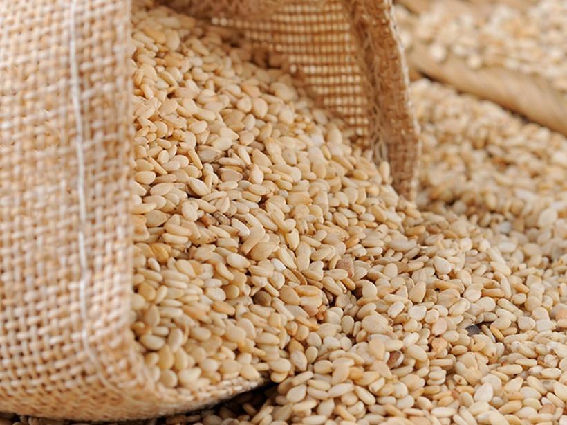 白色芝麻粒 煲汤用的白芝麻应该去哪买 超市里卖黑白芝麻吗