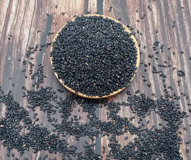 养生首选黑芝麻 每天一把黑芝麻 蒸蛋糕 芝麻糊 健康又美味