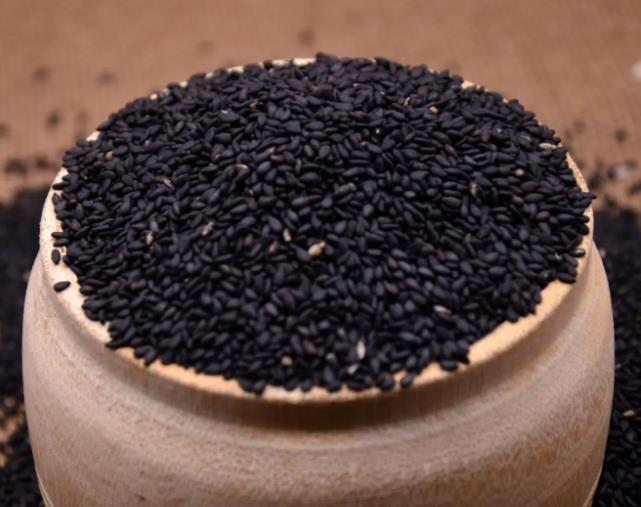 特级大粒黑芝麻 颗粒饱满 色泽亮丽 当年新产芝麻粒 质量过硬