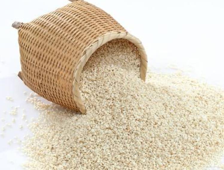 国标小芝麻粒 色选白芝麻 塑料编织袋装 实惠耐用熟芝麻