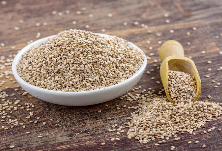 诚信商家 十年老店 专业生产商用芝麻 品质一流价格合适