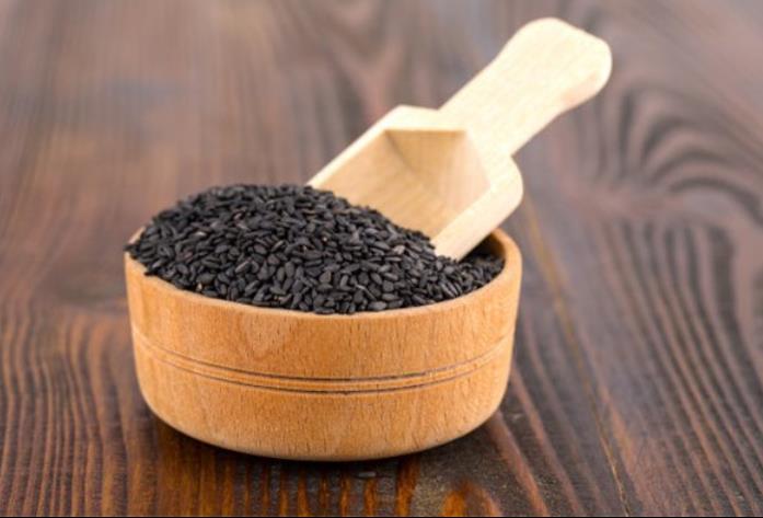 现货出售黑芝麻 可榨油非染色生熟芝麻 粗粮五谷杂粮芝麻