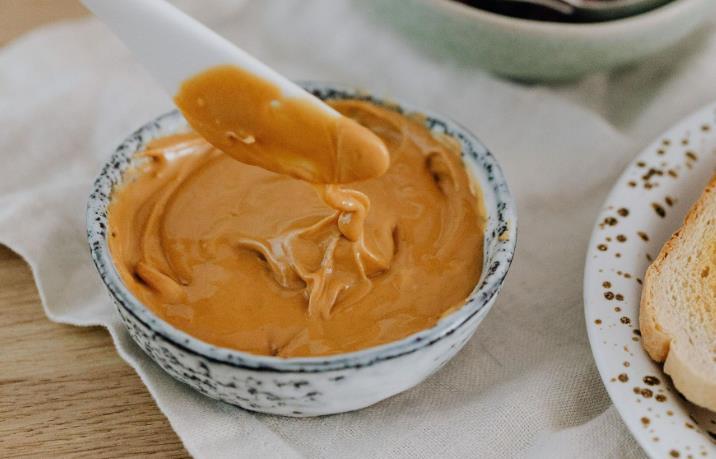 一站式餐饮服务 专业出售商用调料 大桶的花生酱