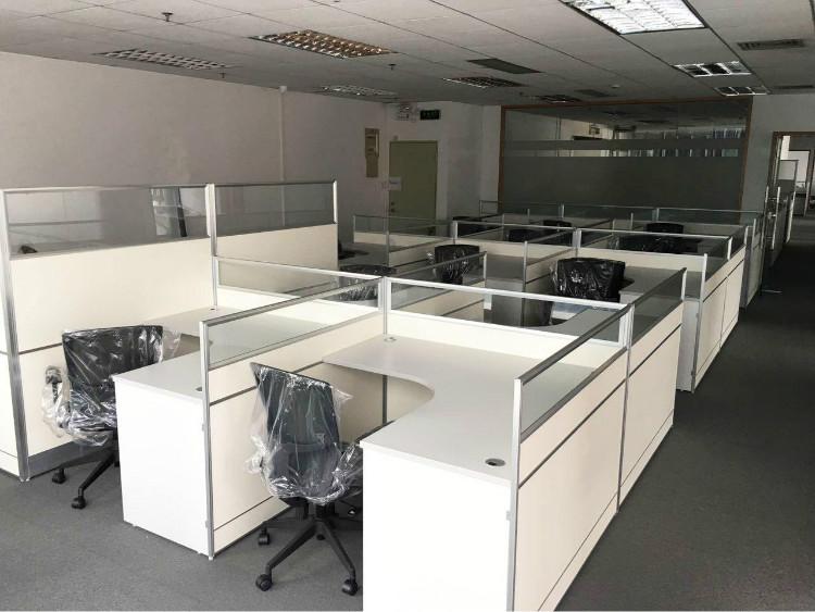 沈阳红叶创美二手办公工位回收 高价回收工位桌 量大价高