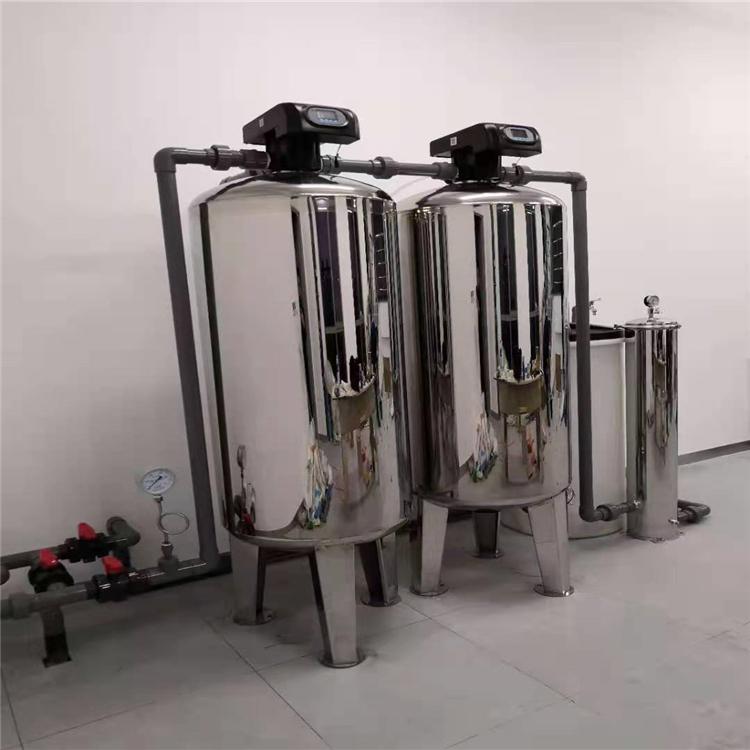沈阳水处理设备安装 沈阳除铁锰水处理设备 机械过滤器 稳压罐给水厂家