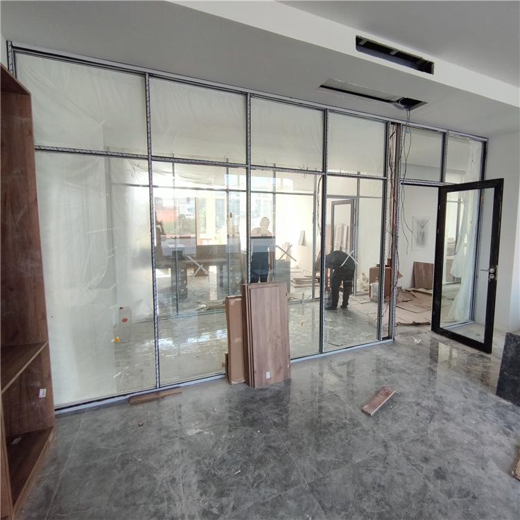 辽宁型材办公隔断  百叶隔断 玻璃隔断