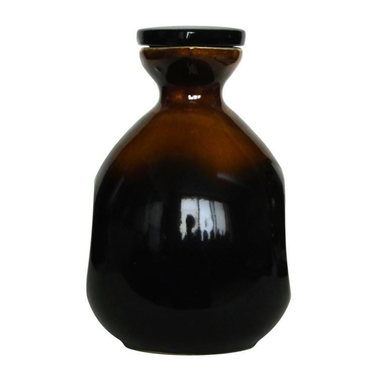 陶瓷酒瓶价格 1斤金丝驼绒酒丐瓶