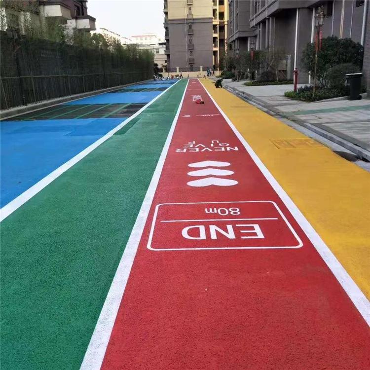 EPDM 操场新国标预制型塑胶跑道厂家 环保透气型EPDM跑道地胶施工价格 EPDM跑道