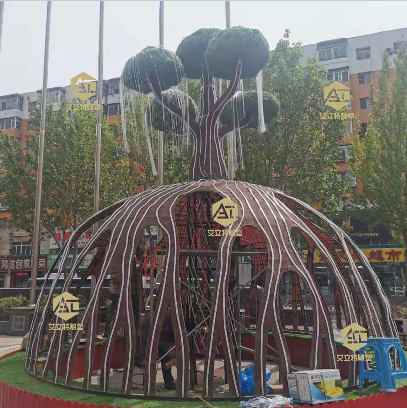 石家庄镜面不锈钢喷雾雕塑景区公园户外互动引流拍照灯光雾化隧道水雾门  鲁艺雕塑 