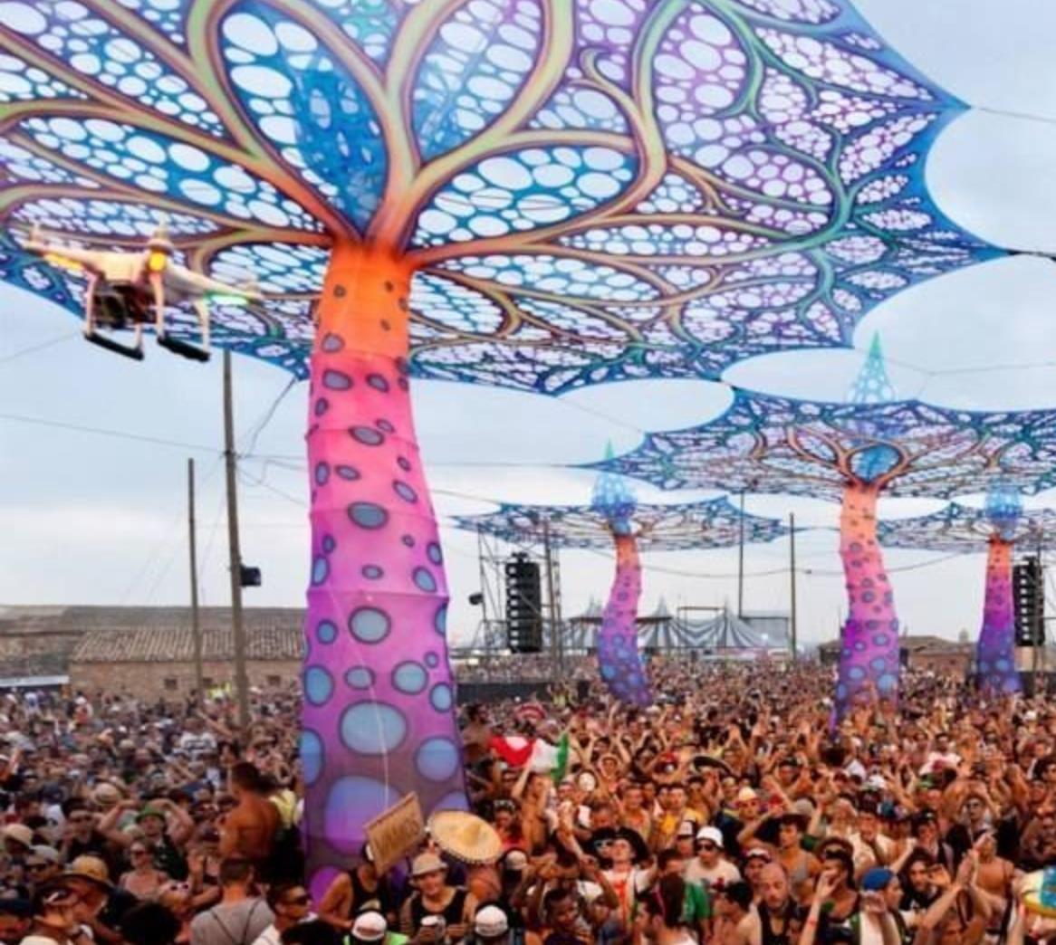 大连网红水雾门烟雾门不锈钢创意互动雾化环景观互动装置夏季清凉景观  鲁艺雕塑 