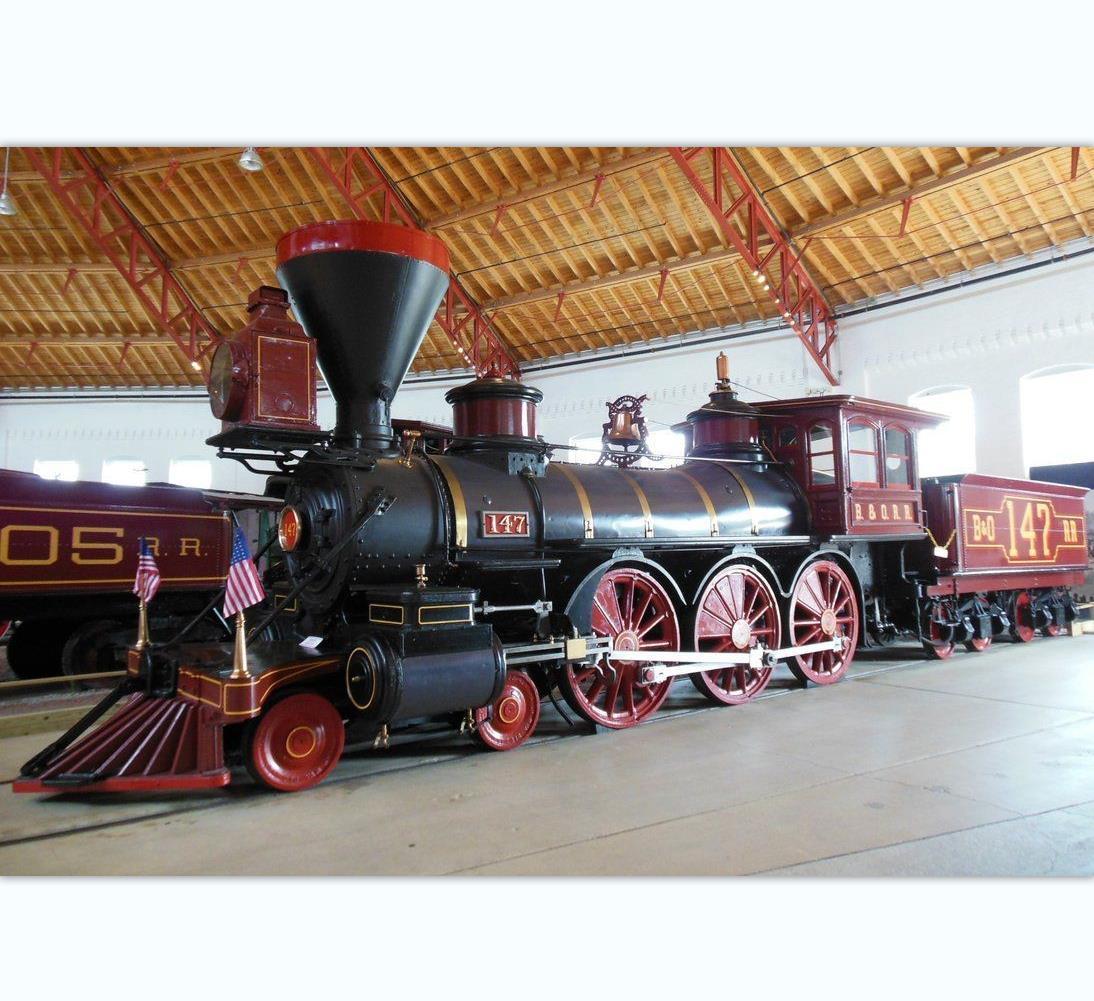 长春大型仿真金属工艺品摆件网红打卡工业复古蒸汽火车头绿皮车厢餐厅 山东济南