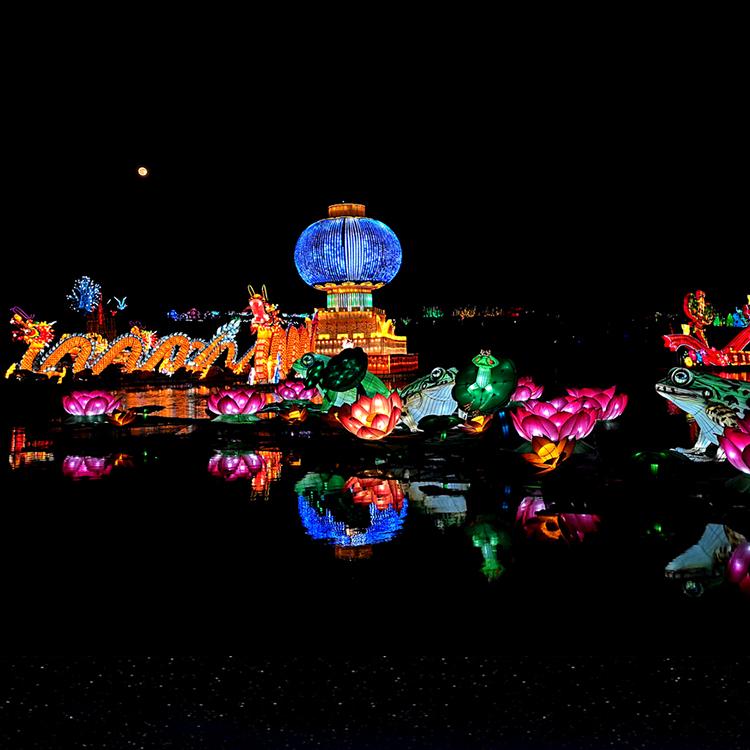 厂家直销仿真灯草坪灯花园装饰灯七夕心形摆件地插灯