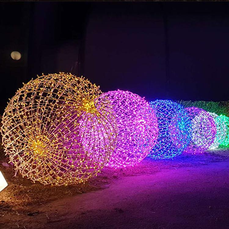 christmastree钢架异形创意圣诞树七彩魔法圣诞树铁艺制作厂家哈尔滨