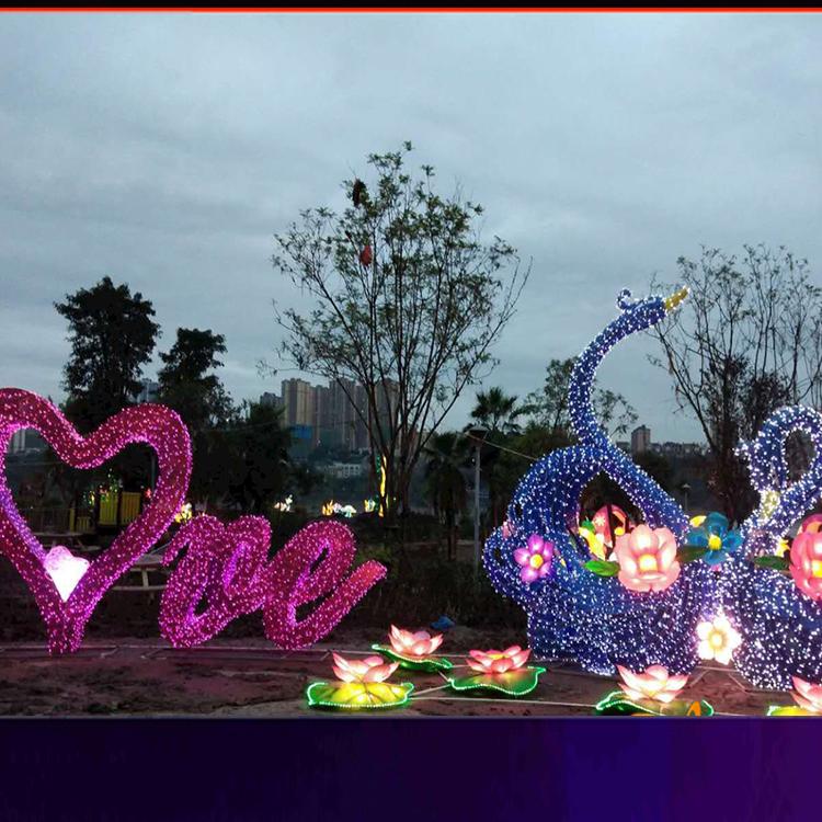 户外钻石圣诞树摆件圣诞节dp点美陈户外装饰节点炫彩灯光圣诞树大连