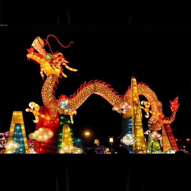 全尺寸商场酒店室外红色圣诞大型钢结构圣诞树户外大型圣诞树布置长春