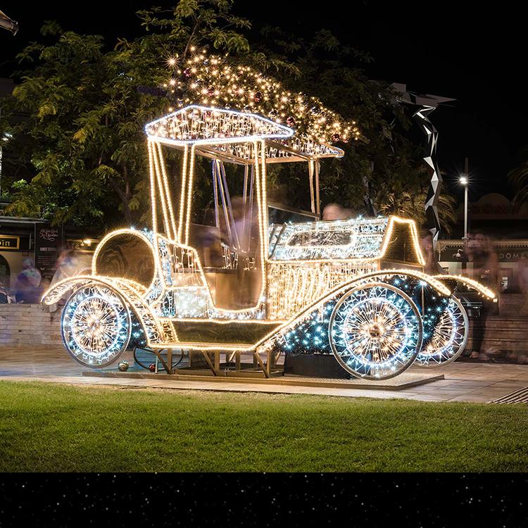 大型室内发光异形圣诞球树三米至五十米发光梦幻底座大型圣诞树大连