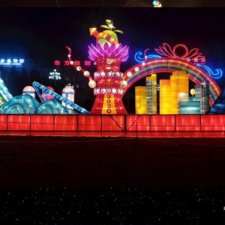 广场户外酒店大型灯光亚克力异形冰晶雪花水晶圣诞树节日美陈装饰哈尔滨