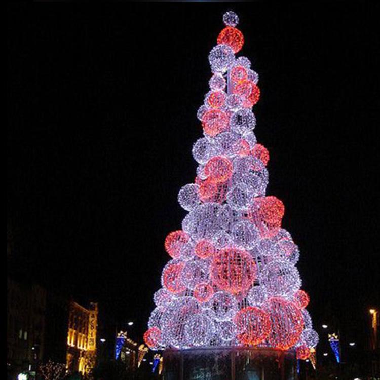 现货圣诞树户外大型霓虹灯管制做框架款圣诞树厂家直销源头工厂哈尔滨