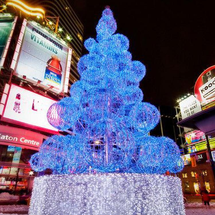 制做大型创意圣诞树亚克力水晶发光led圣诞树酒店商场户外美陈哈尔滨