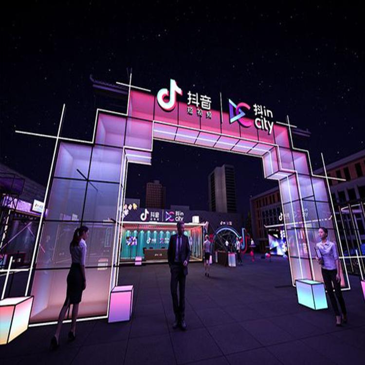 大型豪华仿真人造挂枝圣诞树售楼中心大堂布置卖场圣诞布置道具树长春