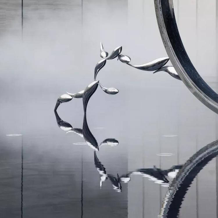 工厂现货景观鹿摆件售楼部广场酒店不锈钢镜面雕塑不锈钢鹿雕塑哈尔滨